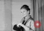 Standbild Leder fashion parade Pazifik, 1960, aus Sekunde 38 historischem Filmmaterial Videoclip 65675055684