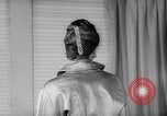 Standbild Leder fashion parade Pazifik, 1960, aus Sekunde 41 historischem Filmmaterial Videoclip 65675055684