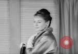 Standbild Leder fashion parade Pazifik, 1960, aus Sekunde 44 historischem Filmmaterial Videoclip 65675055684