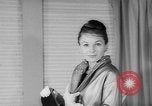 Standbild Leder fashion parade Pazifik, 1960, aus Sekunde 45 historischem Filmmaterial Videoclip 65675055684