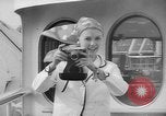 Standbild Leder fashion parade Pazifik, 1960, aus Sekunde 56 historischem Filmmaterial Videoclip 65675055684