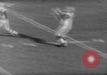 Standbild Fußballspiel New Haven Connecticut USA, 1960, aus Sekunde 33 historischem Filmmaterial Videoclip 65675055693