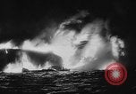 Image navire collusion Bosphore Turquie, 1961, de la seconde 10 séquences d'archives historiques vidéo 65675055702