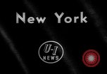 Image Baril Jumping sur la glace Liberty New York USA, 1961, de la seconde 5 séquences d'archives historiques vidéo 65675055703
