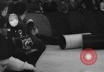 Image Baril Jumping sur la glace Liberty New York USA, 1961, de la seconde 38 séquences d'archives historiques vidéo 65675055703