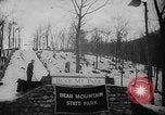 Immagine di Tokle Memorial di salto con gli sci Bear Mountain New York USA, 1961, secondo 21 filmato di repertorio 65675055704