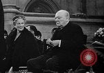 Immagine di Sir Winston Churchill Londra Inghilterra Regno Unito, 1954, secondo 47 filmato di repertorio 65675055705