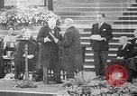Immagine di Sir Winston Churchill Londra Inghilterra Regno Unito, 1954, secondo 62 filmato di repertorio 65675055705