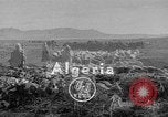 Standbild französische Truppe Algerien, 1954, aus Sekunde 1 historischem Filmmaterial Videoclip 65675055707