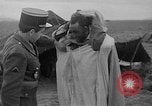 Standbild französische Truppe Algerien, 1954, aus Sekunde 23 historischem Filmmaterial Videoclip 65675055707