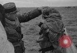 Standbild französische Truppe Algerien, 1954, aus Sekunde 42 historischem Filmmaterial Videoclip 65675055707
