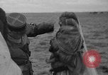 Standbild französische Truppe Algerien, 1954, aus Sekunde 43 historischem Filmmaterial Videoclip 65675055707