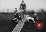 Standbild Mädchen Holland Niederlande, 1954, aus Sekunde 20 historischem Filmmaterial Videoclip 65675055708
