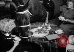 Standbild Mädchen Holland Niederlande, 1954, aus Sekunde 44 historischem Filmmaterial Videoclip 65675055708