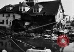 Immagine di 1955 flood devastazione nel nordest degli Stati Uniti United States USA, 1955, secondo 35 filmato di repertorio 65675055709