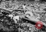 Immagine di 1955 flood devastazione nel nordest degli Stati Uniti United States USA, 1955, secondo 47 filmato di repertorio 65675055709
