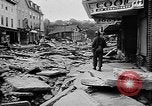 Immagine di 1955 flood devastazione nel nordest degli Stati Uniti United States USA, 1955, secondo 52 filmato di repertorio 65675055709