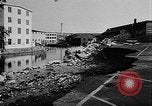 Immagine di 1955 flood devastazione nel nordest degli Stati Uniti United States USA, 1955, secondo 59 filmato di repertorio 65675055709