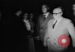 Standbild Wahl Ausschreitungen Saarbrucken Deutschland, 1955, aus Sekunde 22 historischem Filmmaterial Videoclip 65675055711