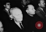 Standbild Wahl Ausschreitungen Saarbrucken Deutschland, 1955, aus Sekunde 34 historischem Filmmaterial Videoclip 65675055711