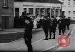 Standbild Wahl Ausschreitungen Saarbrucken Deutschland, 1955, aus Sekunde 50 historischem Filmmaterial Videoclip 65675055711