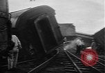 Standbild Zugkollision Lowell Massachusetts USA, 1955, aus Sekunde 5 historischem Filmmaterial Videoclip 65675055712