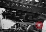 Standbild Zugkollision Lowell Massachusetts USA, 1955, aus Sekunde 9 historischem Filmmaterial Videoclip 65675055712