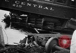 Standbild Zugkollision Lowell Massachusetts USA, 1955, aus Sekunde 10 historischem Filmmaterial Videoclip 65675055712