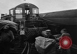 Standbild Zugkollision Lowell Massachusetts USA, 1955, aus Sekunde 14 historischem Filmmaterial Videoclip 65675055712