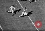 Immagine di Football americano Seattle Washington USA, 1955, secondo 21 filmato di repertorio 65675055714