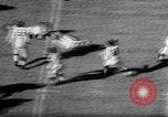 Immagine di Football americano Seattle Washington USA, 1955, secondo 34 filmato di repertorio 65675055714