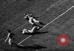 Immagine di Football americano Seattle Washington USA, 1955, secondo 41 filmato di repertorio 65675055714
