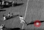 Immagine di Football americano Seattle Washington USA, 1955, secondo 45 filmato di repertorio 65675055714