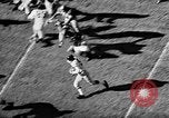Immagine di Football americano Seattle Washington USA, 1955, secondo 53 filmato di repertorio 65675055714