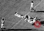 Immagine di Football americano Seattle Washington USA, 1955, secondo 58 filmato di repertorio 65675055714
