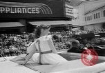 Standbild 49 jährlichen Rose Festival Portland Oregon USA, 1957, aus Sekunde 18 historischem Filmmaterial Videoclip 65675055729