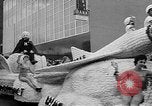 Standbild 49 jährlichen Rose Festival Portland Oregon USA, 1957, aus Sekunde 22 historischem Filmmaterial Videoclip 65675055729