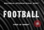 Immagine di Football americano Los Angeles California USA, 1957, secondo 3 filmato di repertorio 65675055746