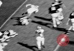 Standbild American Football West Point New York USA, 1957, aus Sekunde 6 historischem Filmmaterial Videoclip 65675055747