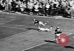 Standbild American Football West Point New York USA, 1957, aus Sekunde 12 historischem Filmmaterial Videoclip 65675055747
