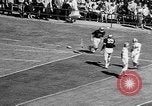 Standbild American Football West Point New York USA, 1957, aus Sekunde 15 historischem Filmmaterial Videoclip 65675055747