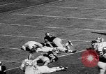 Standbild American Football West Point New York USA, 1957, aus Sekunde 21 historischem Filmmaterial Videoclip 65675055747