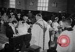 Immagine di Cerimonia di matrimonio Ontario Canada, 1958, secondo 10 filmato di repertorio 65675055749