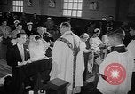 Immagine di Cerimonia di matrimonio Ontario Canada, 1958, secondo 12 filmato di repertorio 65675055749