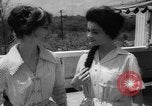 Standbild Mode für Feiertage Niederländische Antillen, 1959, aus Sekunde 41 historischem Filmmaterial Videoclip 65675055775