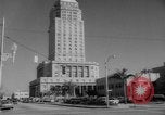 Standbild test ein oraler Polio-Impfstoff (Impfstoff gegen Kinderlähmung) Dade Country Florida USA, 1960, aus Sekunde 8 historischem Filmmaterial Videoclip 65675055782