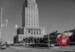Standbild test ein oraler Polio-Impfstoff (Impfstoff gegen Kinderlähmung) Dade Country Florida USA, 1960, aus Sekunde 9 historischem Filmmaterial Videoclip 65675055782