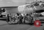 Standbild test ein oraler Polio-Impfstoff (Impfstoff gegen Kinderlähmung) Dade Country Florida USA, 1960, aus Sekunde 28 historischem Filmmaterial Videoclip 65675055782
