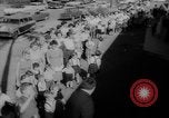 Standbild test ein oraler Polio-Impfstoff (Impfstoff gegen Kinderlähmung) Dade Country Florida USA, 1960, aus Sekunde 41 historischem Filmmaterial Videoclip 65675055782