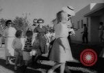 Standbild test ein oraler Polio-Impfstoff (Impfstoff gegen Kinderlähmung) Dade Country Florida USA, 1960, aus Sekunde 49 historischem Filmmaterial Videoclip 65675055782